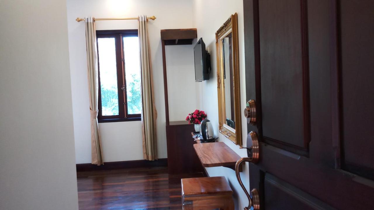 Villa Boua Thong Hotel Luang Prabang Buitenkant foto