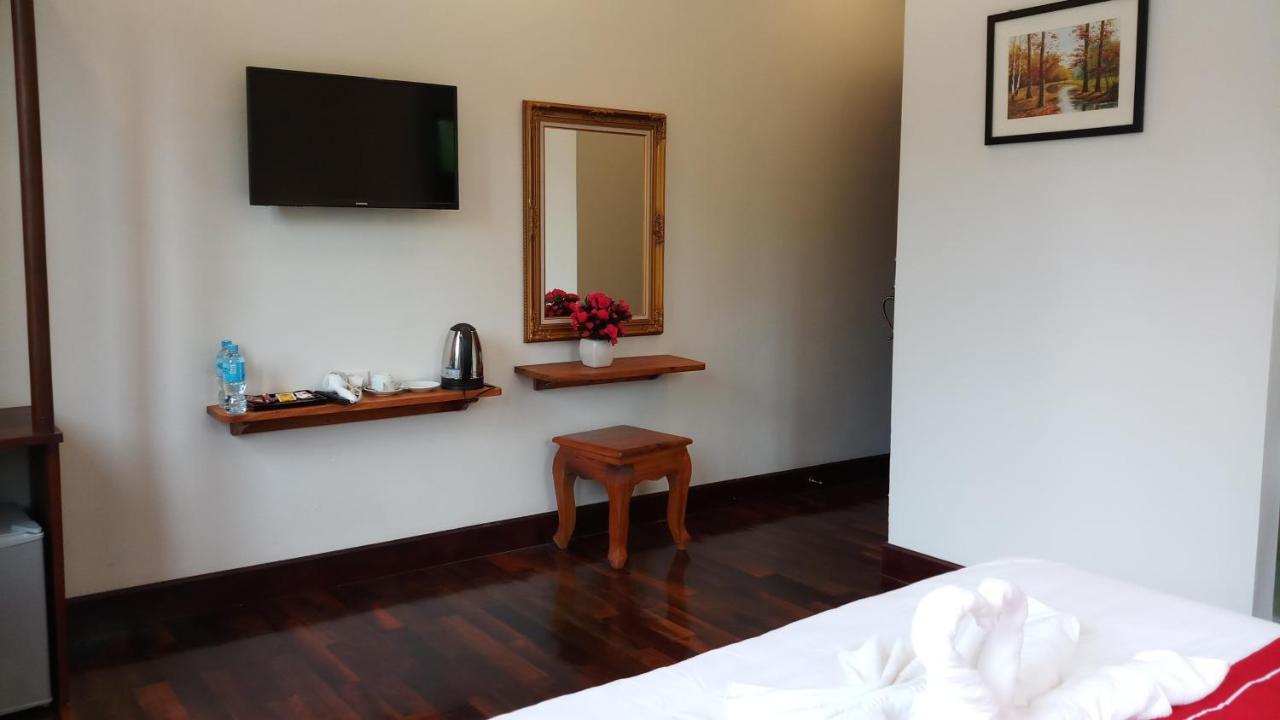 Villa Boua Thong Hotel Luang Prabang Buitenkant foto